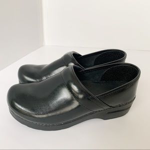 Dansko Clogs Professional Nursing Black Size 39